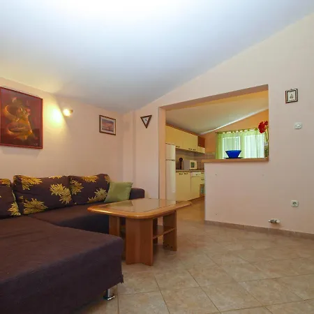 Josip 1324 Apartamento