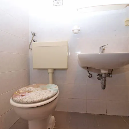 Josip 1324 Apartamento