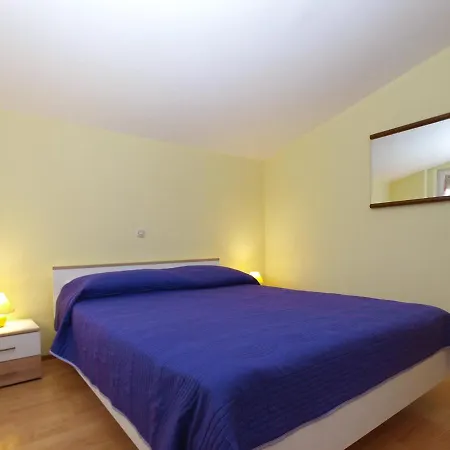 Josip 1324 Apartment