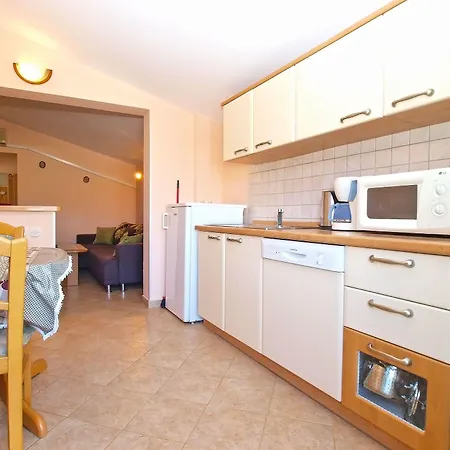 Apartment Josip 1324